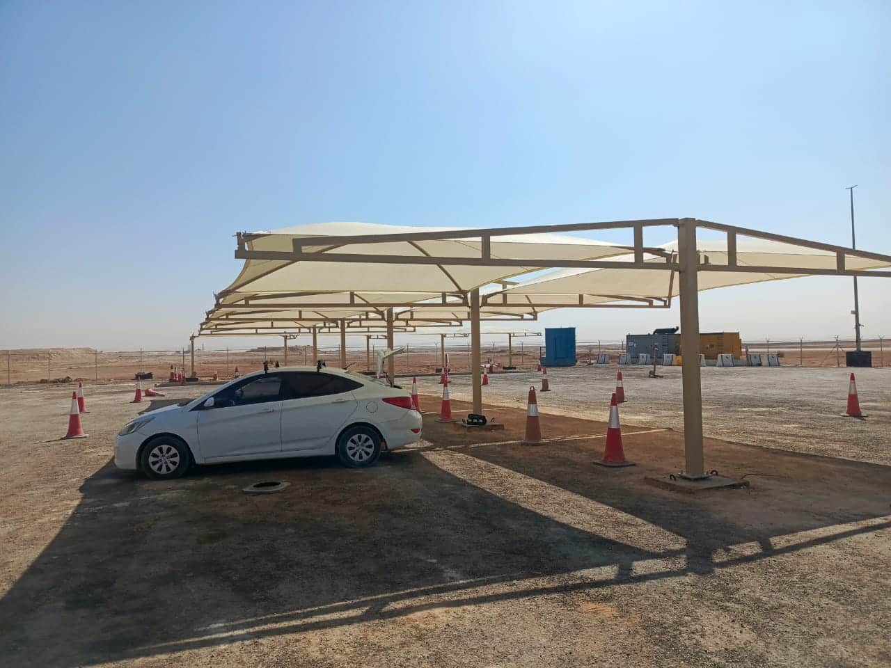 مشاريع مظلات مواقف سيارات